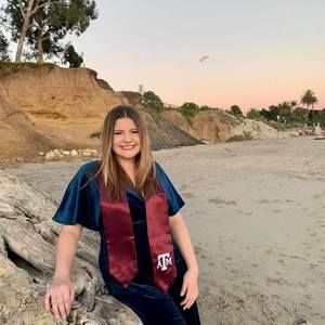 Meet your Posher, Lexi